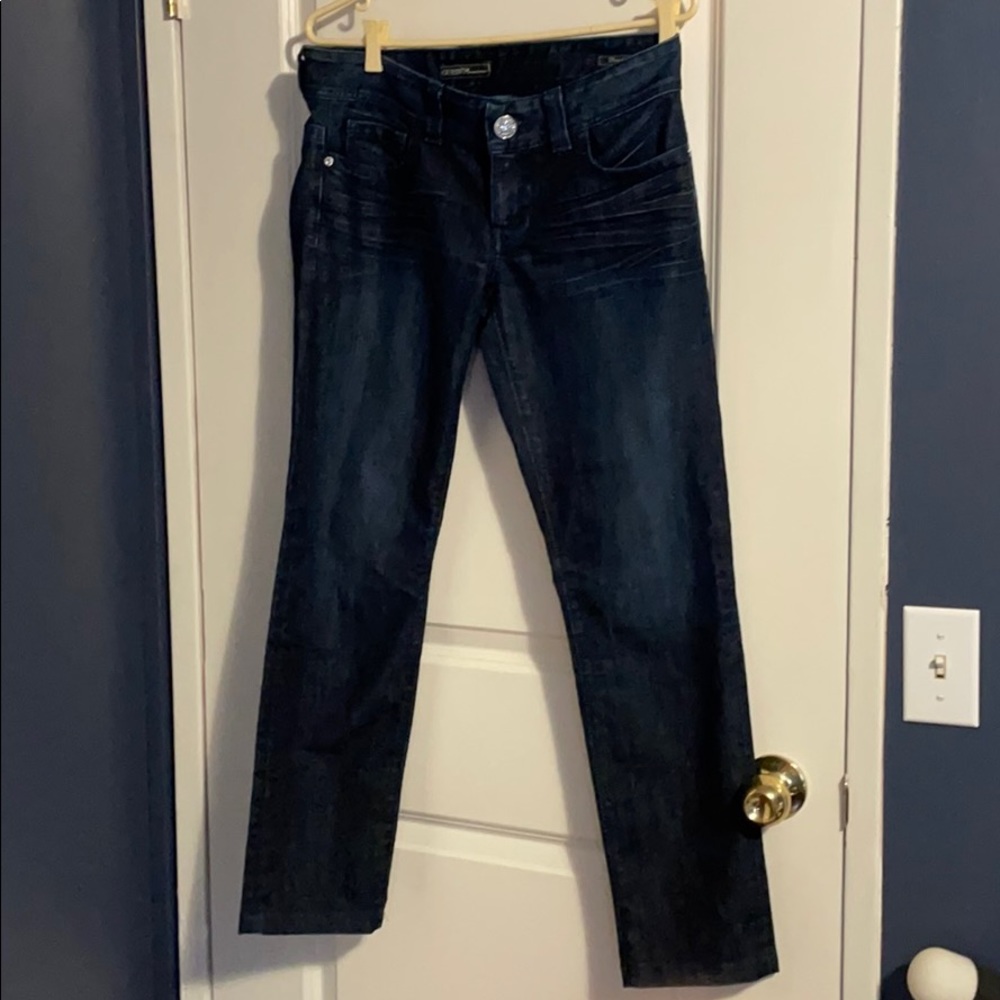 Guess jeans premium dark wash skinny leg EUC 29”